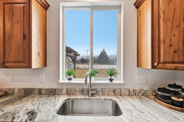 76 N CENTER ST, Wellsville, UT 84339