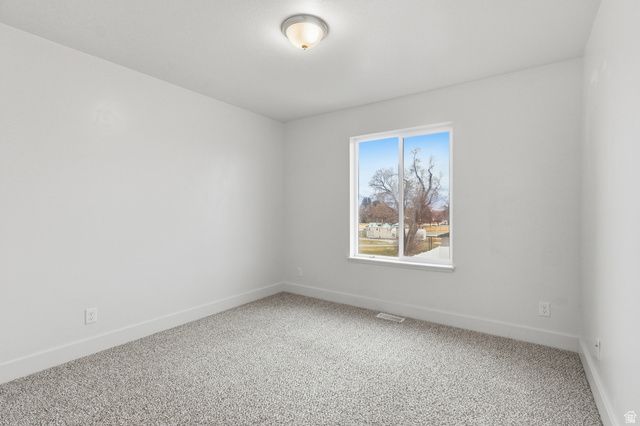 76 N CENTER ST, Wellsville, UT 84339