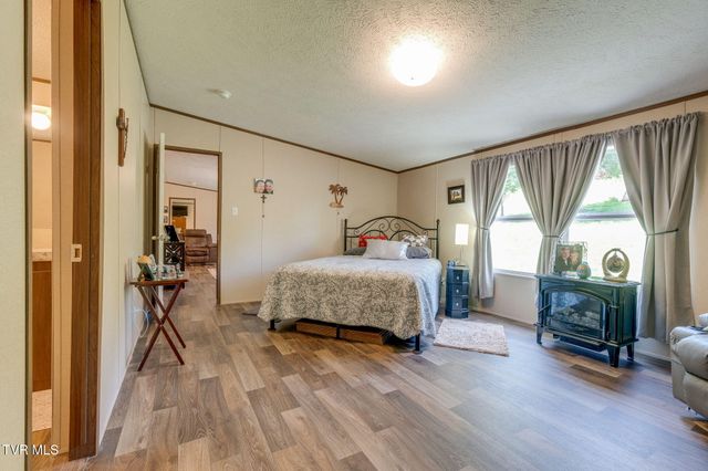 2315 Volunteer Parkway, Bristol, TN 37620