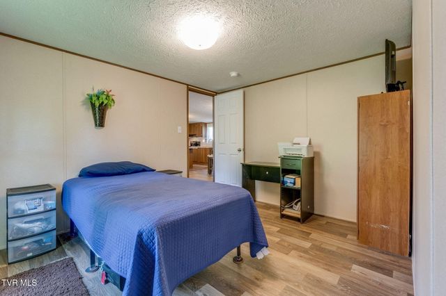 2315 Volunteer Parkway, Bristol, TN 37620