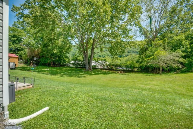2315 Volunteer Parkway, Bristol, TN 37620