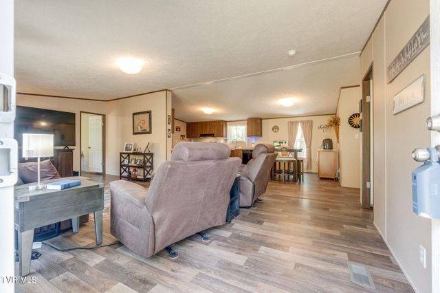 2315 Volunteer Parkway, Bristol, TN 37620