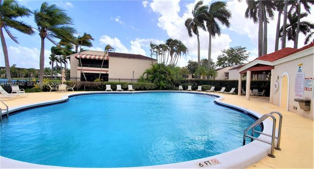 20025 NE 3rd Court 1, Miami, FL 33179