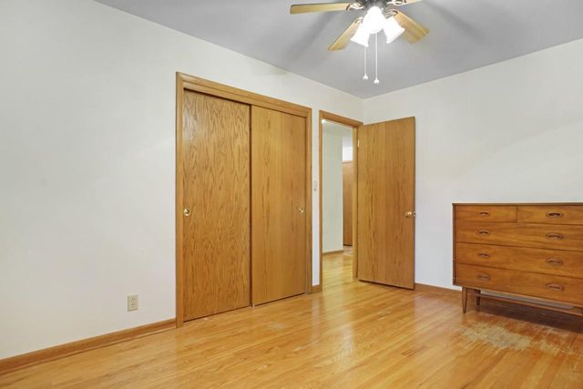 W183N5895 Spruce LANE, Menomonee Falls, WI 53051
