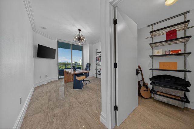 17301 Biscayne Blvd 506, Aventura, FL 33160