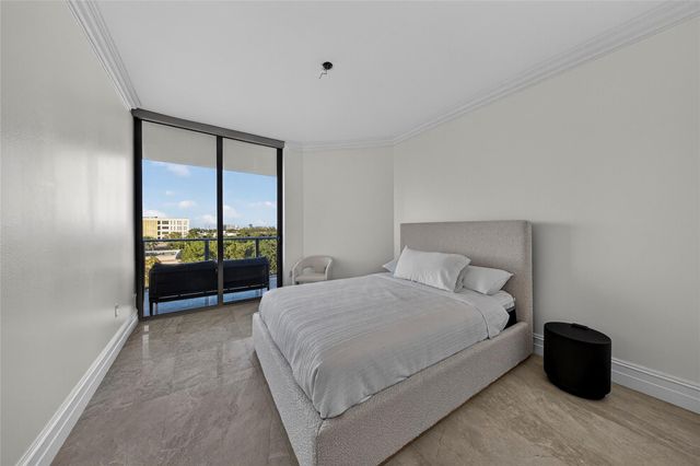 17301 Biscayne Blvd 506, Aventura, FL 33160