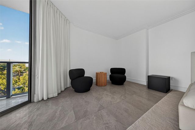 17301 Biscayne Blvd 506, Aventura, FL 33160