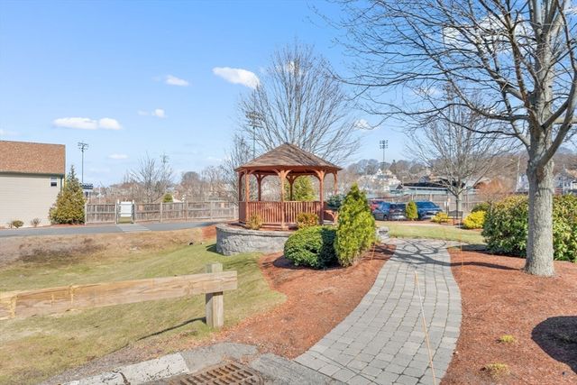 198 Locust St 105, Lynn, MA 01904