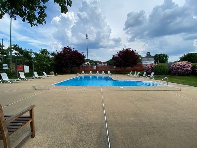 198 Locust St 105, Lynn, MA 01904