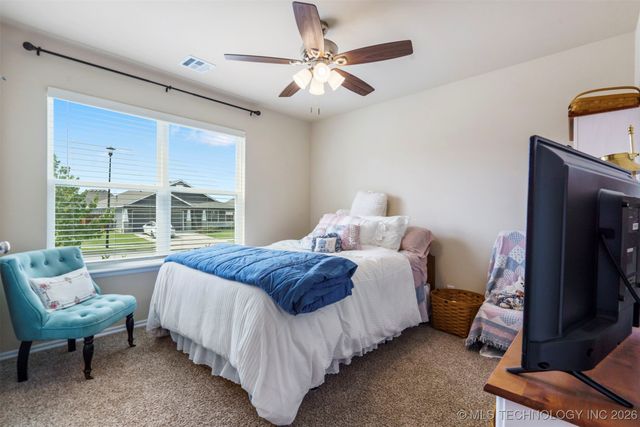 5325 S Nassau Avenue, Sand Springs, OK 74063