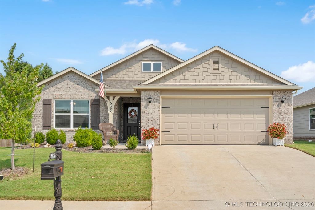 5325 S Nassau Avenue, Sand Springs, OK 74063
