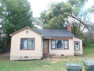 302 Hall Street, York, SC 29745