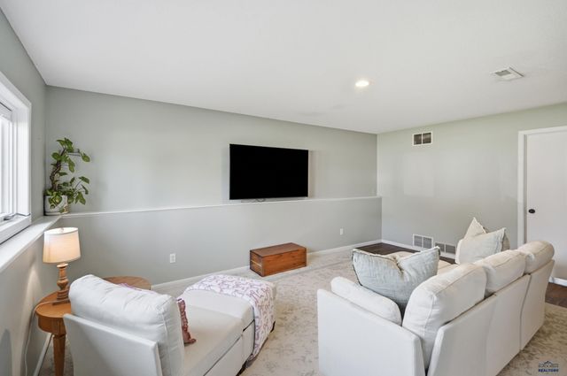 3013 COPPER LANE CT, Rapid City, SD 57703