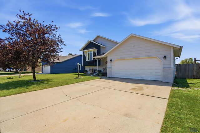 3013 COPPER LANE CT, Rapid City, SD 57703