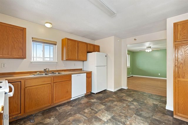 208 Show Place B, Belgrade, MT 59714