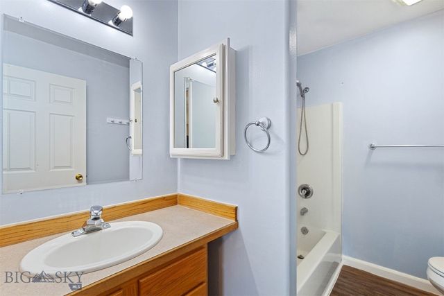 208 Show Place B, Belgrade, MT 59714