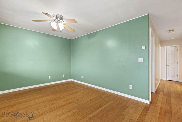 208 Show Place B, Belgrade, MT 59714