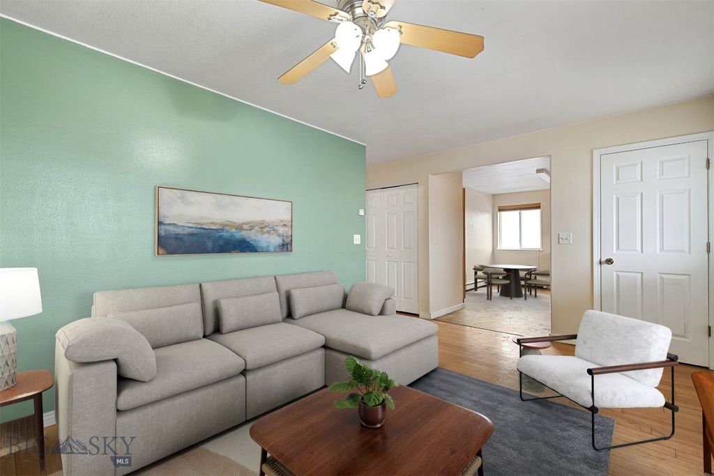 208 Show Place B, Belgrade, MT 59714