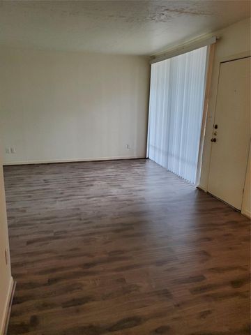 3400 Timmons Lane 29, Houston, TX 77027
