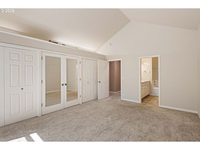 1840 RIVERWOOD Dr, Eugene, OR 97401