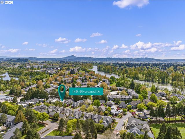 1840 RIVERWOOD Dr, Eugene, OR 97401