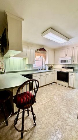 1309 S Edgewood Drive, Dothan, AL 36301