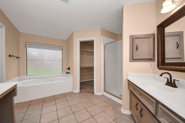 12706 Wolf Creek Court, Humble, TX 77346