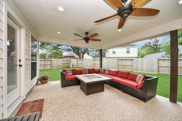 12706 Wolf Creek Court, Humble, TX 77346