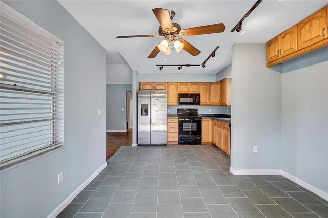 1712 N CLUB COURT, Tampa, FL 33612