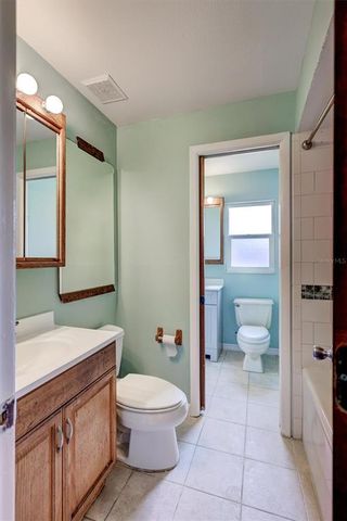 1712 N CLUB COURT, Tampa, FL 33612