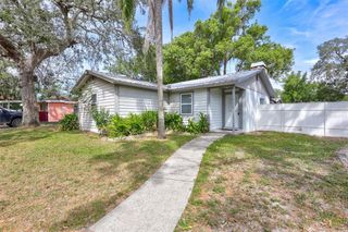 1712 N CLUB COURT, Tampa, FL 33612