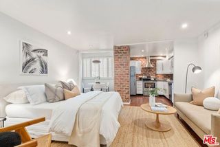 7250 Franklin Avenue 1006, Los Angeles, CA 90046