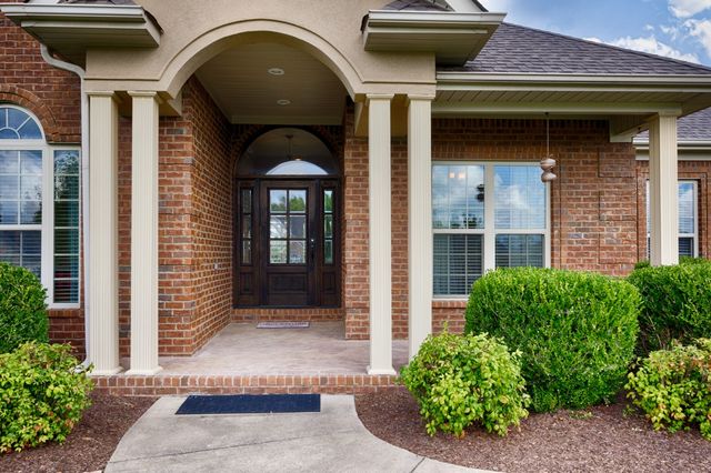 402 Vista Shores Rd, Rogersville, AL 35652