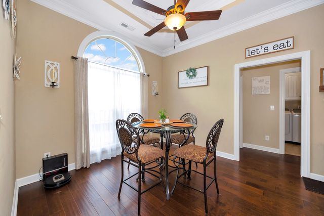 402 Vista Shores Rd, Rogersville, AL 35652