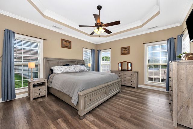 402 Vista Shores Rd, Rogersville, AL 35652