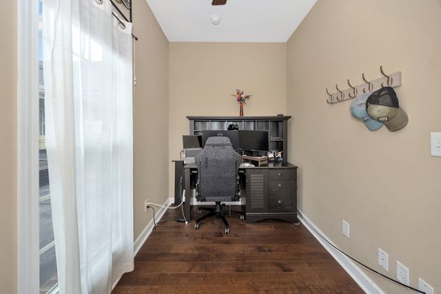 402 Vista Shores Rd, Rogersville, AL 35652