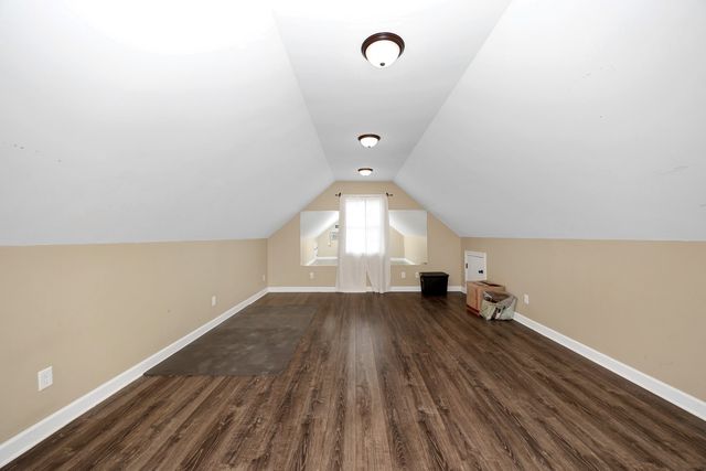 402 Vista Shores Rd, Rogersville, AL 35652