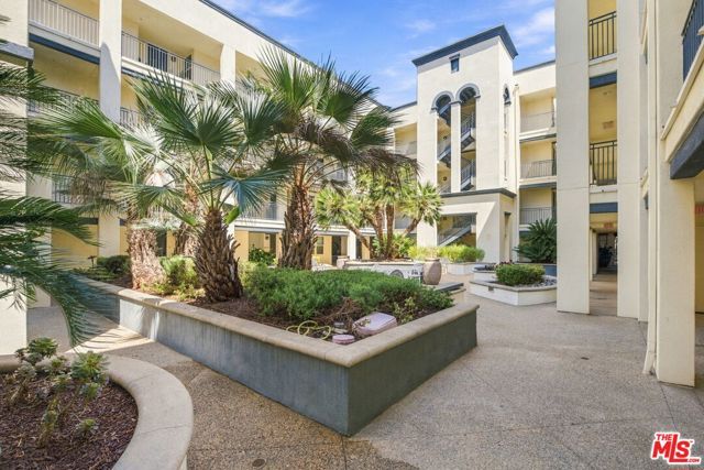 12963 Runway Road 317, Los Angeles, CA 90094