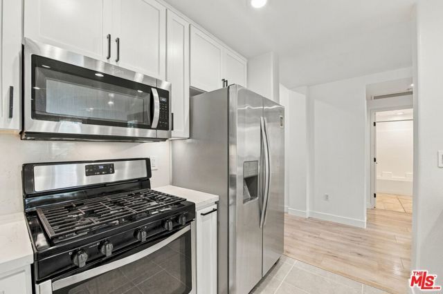 12963 Runway Road 317, Los Angeles, CA 90094