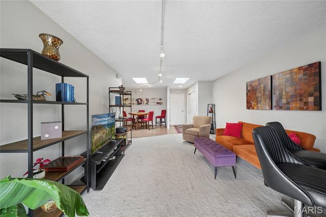 1436 Heritage Landing 310, St Charles, MO 63303