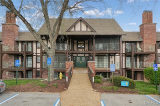 1436 Heritage Landing 310, St Charles, MO 63303