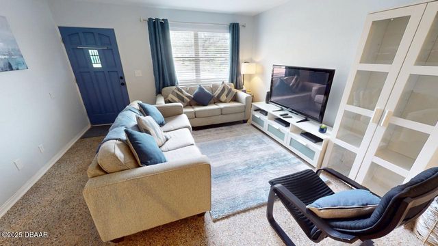 328 Slayton Avenue u, South Daytona, FL 32119