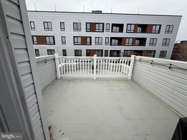 2131 N 10TH ST, Philadelphia, PA 19122