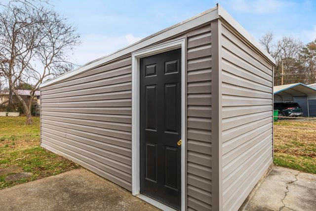 248 Sharon Circle, Rossville, GA 30741