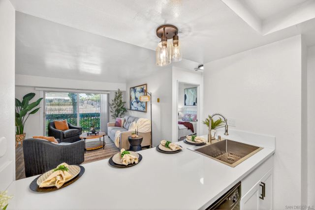 178 4th Ave 4, Chula Vista, CA 91910