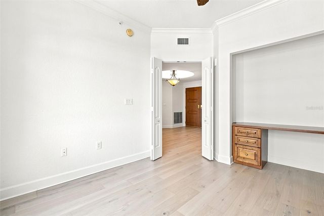 100 BEACH DRIVE NE 1501, St Petersburg, FL 33701