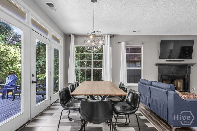 9 Walthour Cove, Savannah, GA 31410