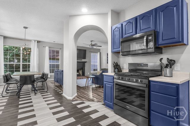 9 Walthour Cove, Savannah, GA 31410