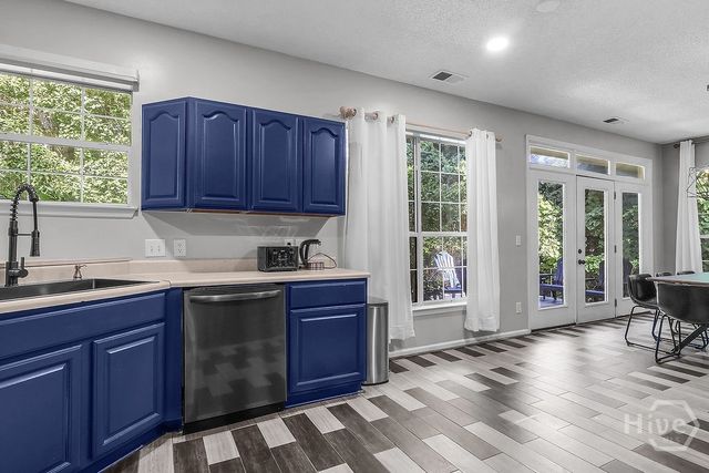 9 Walthour Cove, Savannah, GA 31410