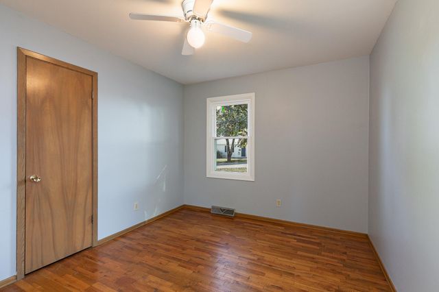 613 S Elgin Avenue, Bolivar, MO 65613